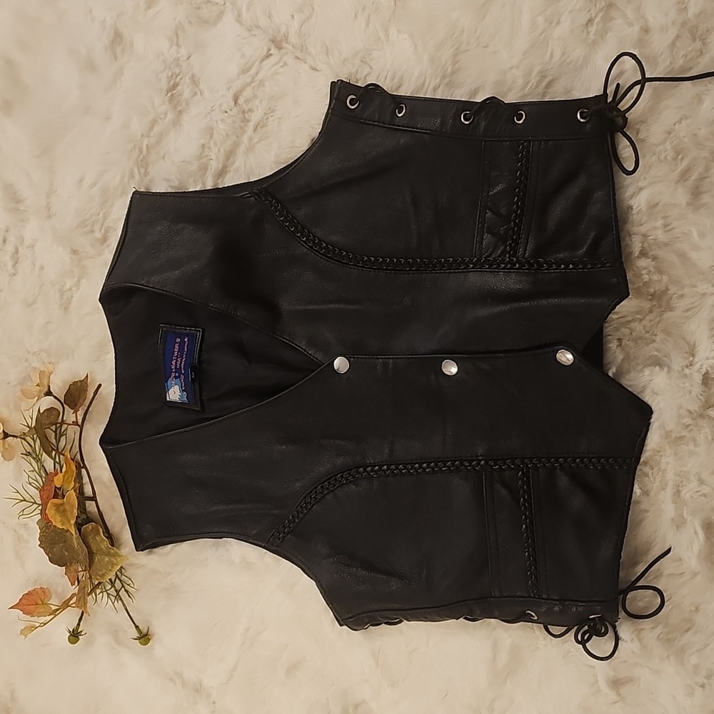 Vance Leathers Black Leather Vest with Braided Side Details M Bikercore Sk8r EUC